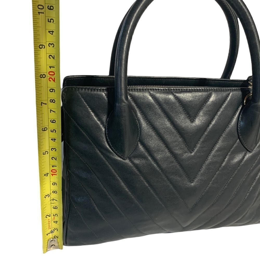 Vintage Chanel Chevron VStitch Tote - Picture 11 of 13